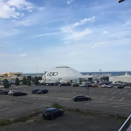 Sea View Summerland Mamaia Constanţa